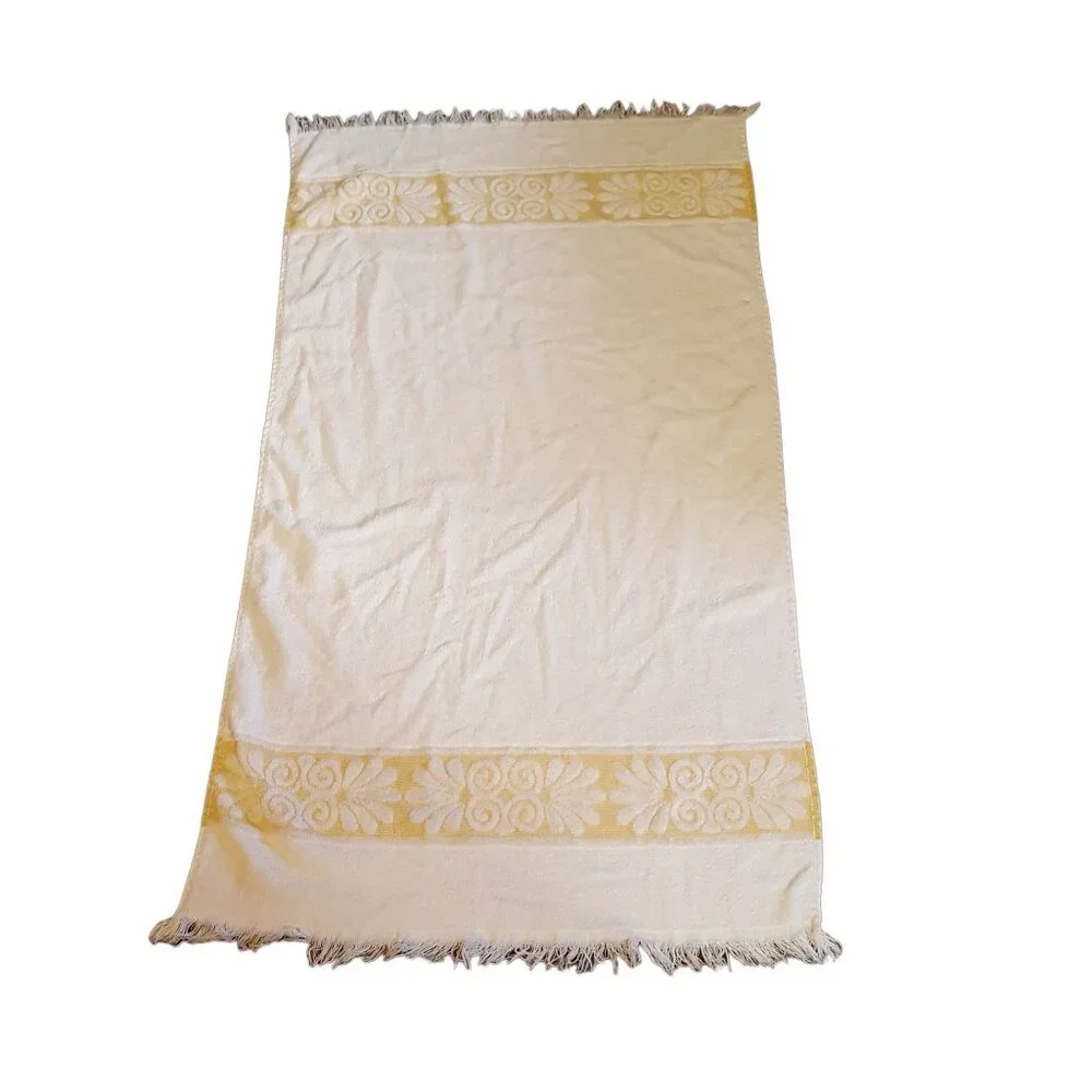 Vintage Cannon Monticello 1 Bath Towel Cream Yellow Sculpted 43x21